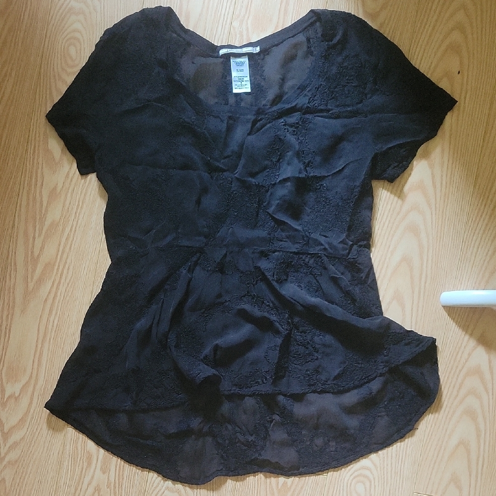 Stunning vintage silk embroidered top, size S
